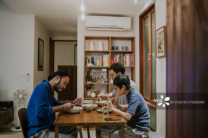 妈妈做的简单晚餐，家常菜图片素材