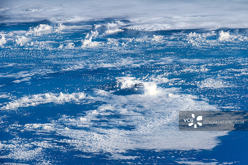 大气中壮丽的云彩图片素材