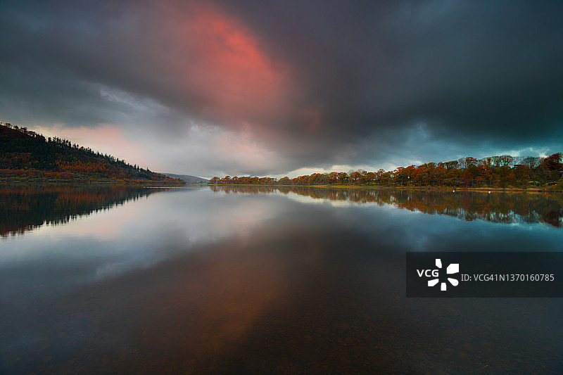 暮光阵雨图片素材