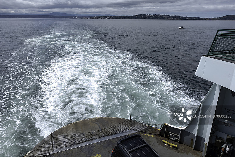 离开汤森港的渡轮图片素材