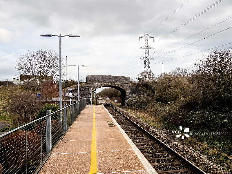 威斯顿米尔顿铁路站台与桥梁图片素材