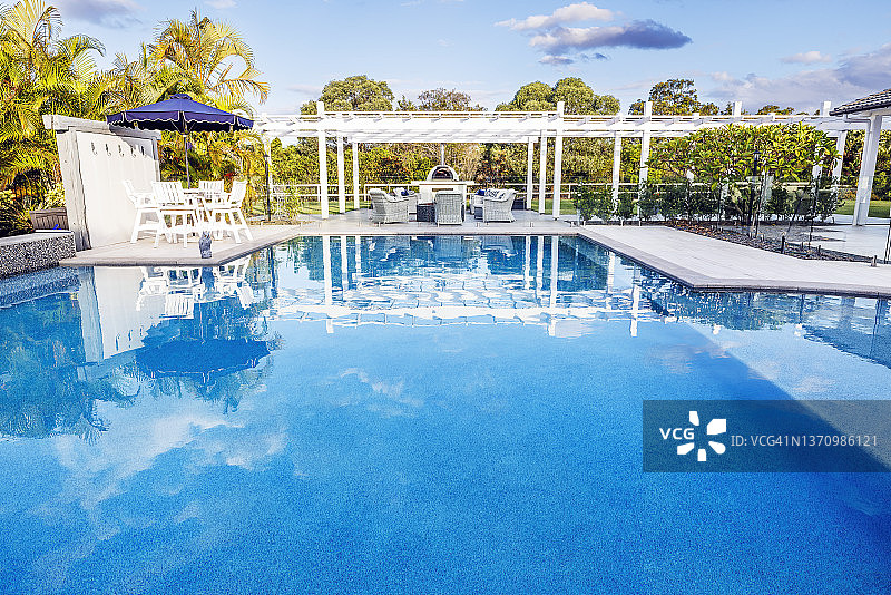 游泳池图片素材