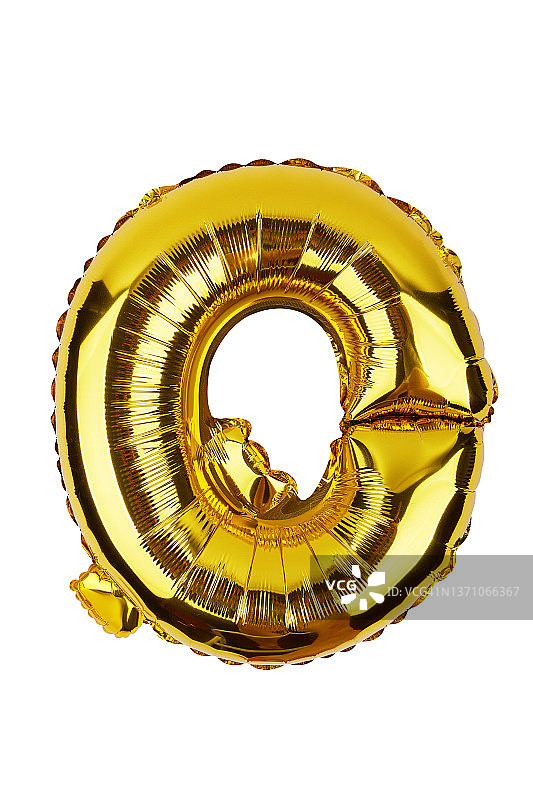 白色背景上隔离的铝箔字母Q气球图片素材