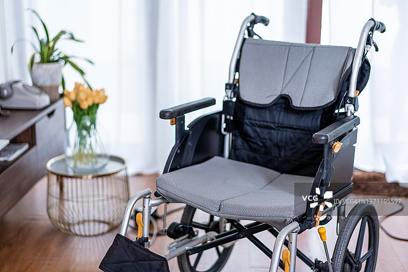 家中的轮椅图片素材