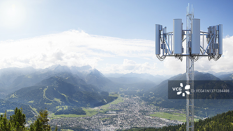 山顶的5G信号塔图片素材