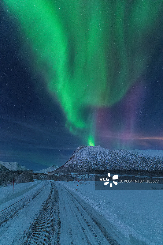紫色天空 II图片素材