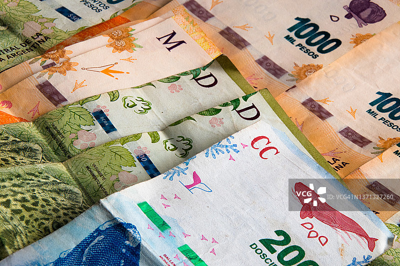 200、500和1000阿根廷比索纸币图片素材