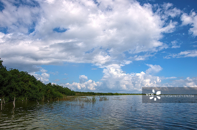 穆伊尔泻湖，位于墨西哥金塔纳罗奥州图片素材
