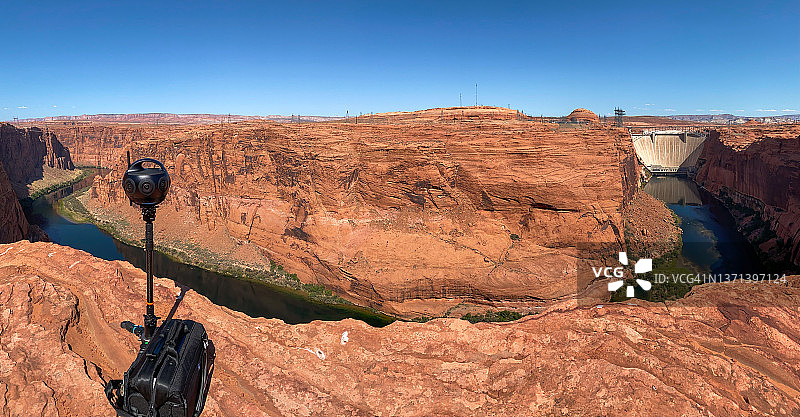 格伦峡谷大坝观景台的壮丽景色图片素材
