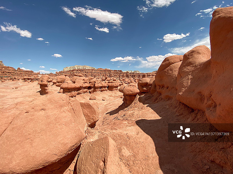 妖精谷州立公园的石柱群远景图片素材