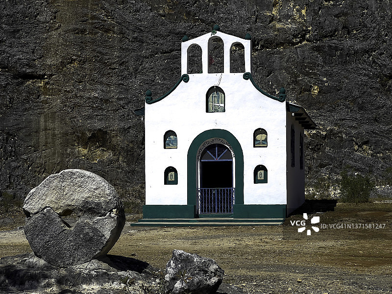 恰帕斯州圣胡安查穆拉的瓜达卢佩教堂图片素材