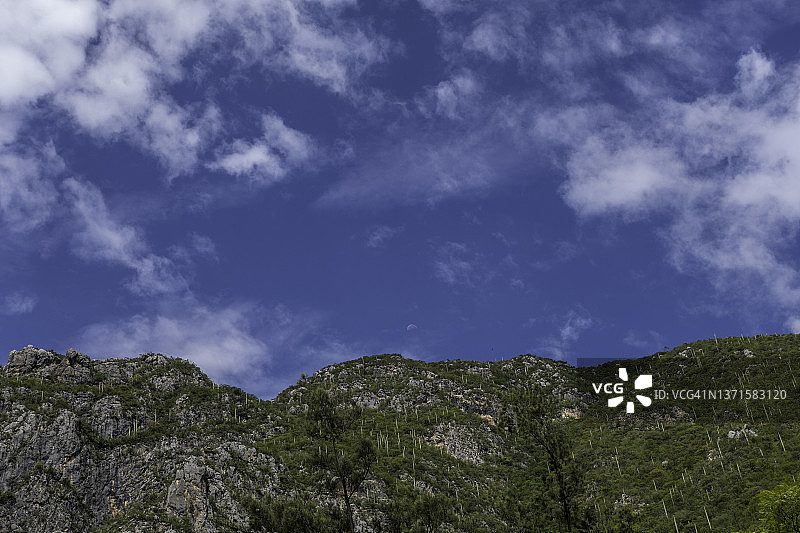 托纳拉的圣多明各峡谷航拍，又称博克隆峡谷图片素材