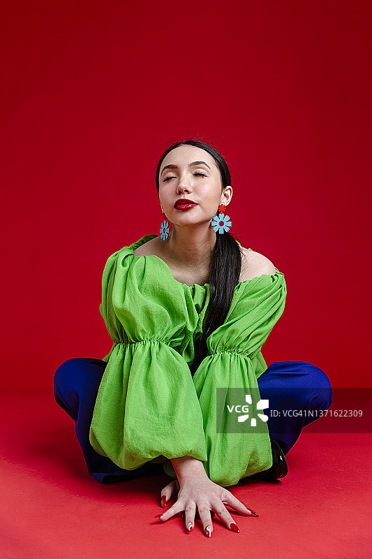 时尚的女人图片素材