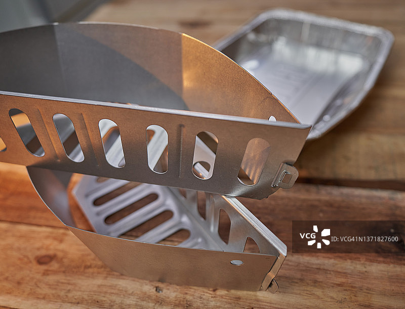 烤架木炭篮图片素材