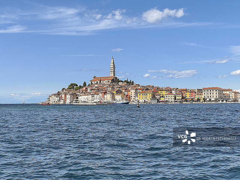 古老的沿海城镇风光图片素材