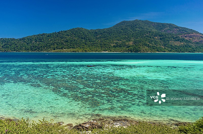 泰国丽贝岛海滩风光图片素材