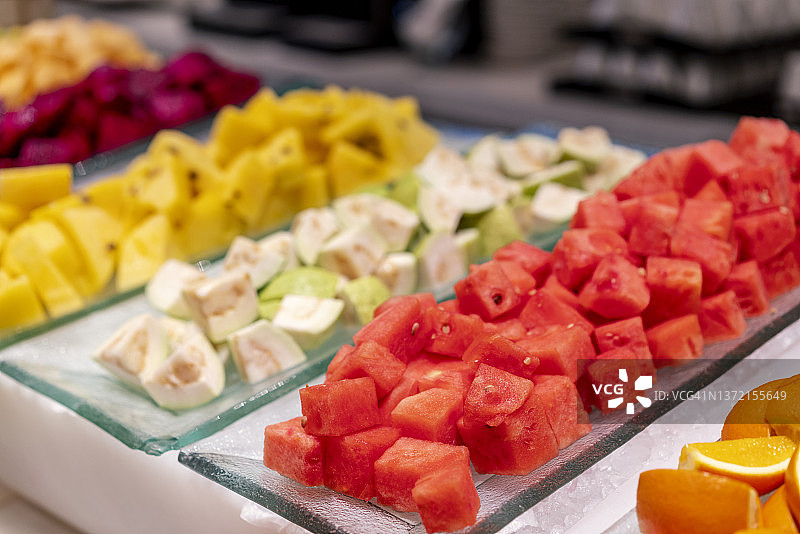 桌子上的各种水果图片素材