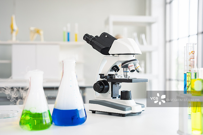 化学实验玻璃器皿背景图片素材