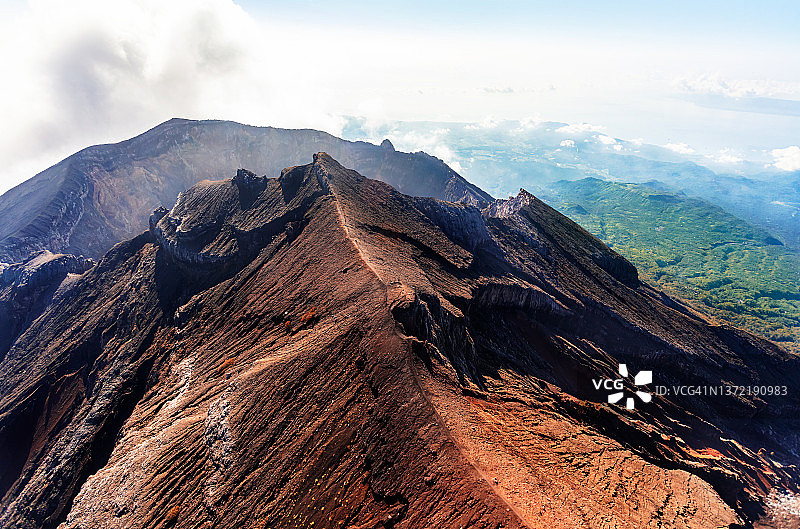 印度尼西亚巴厘岛阿贡火山航拍（东南亚）图片素材