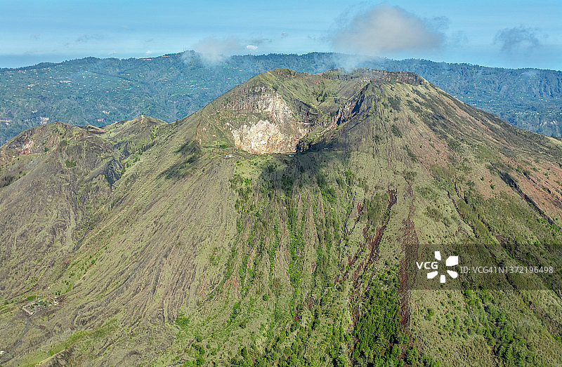 印度尼西亚巴厘岛巴图尔火山航拍图片素材