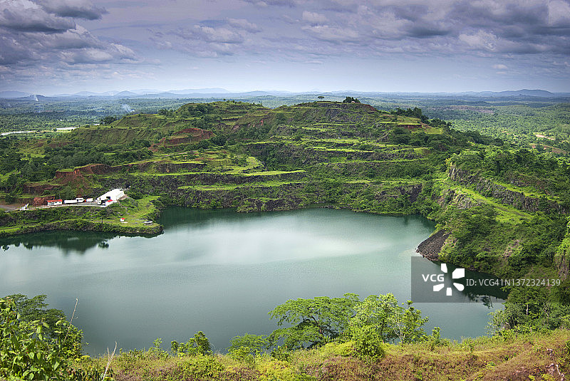 利比里亚蓝湖景色图片素材