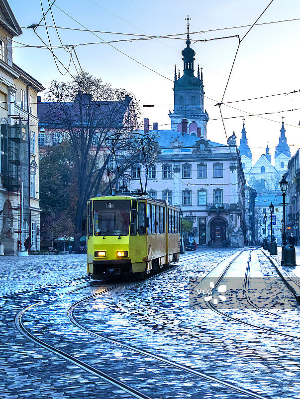 乌克兰利沃夫市集广场图片素材
