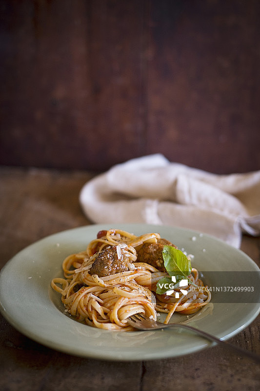 番茄酱肉丸扁面条图片素材