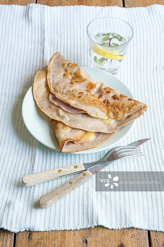 荞麦火腿薄饼图片素材