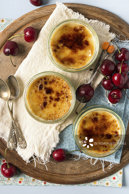 纯素焦糖布丁图片素材