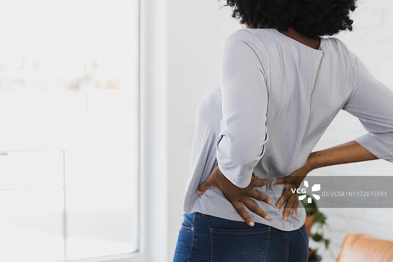 一位女士图片素材