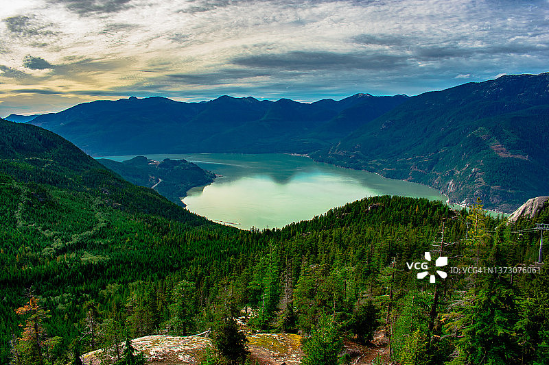 豪湾山景图片素材