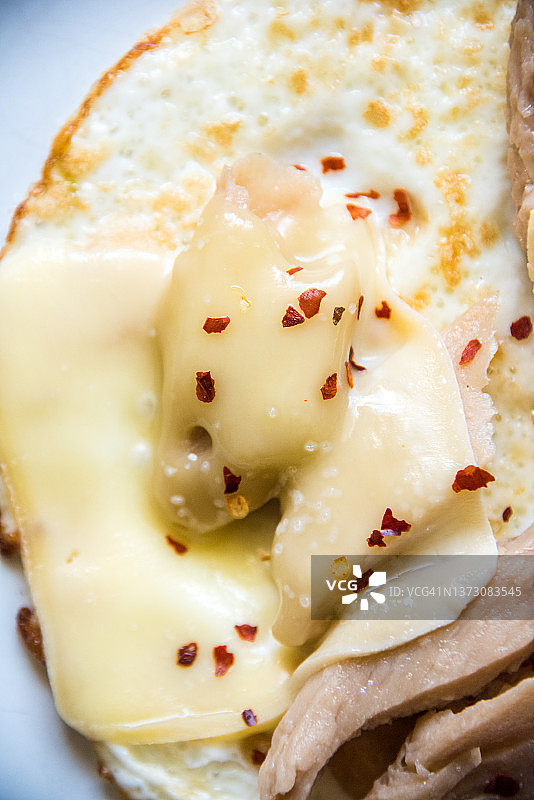 含豆制鸡肉的蛋白煎蛋卷图片素材