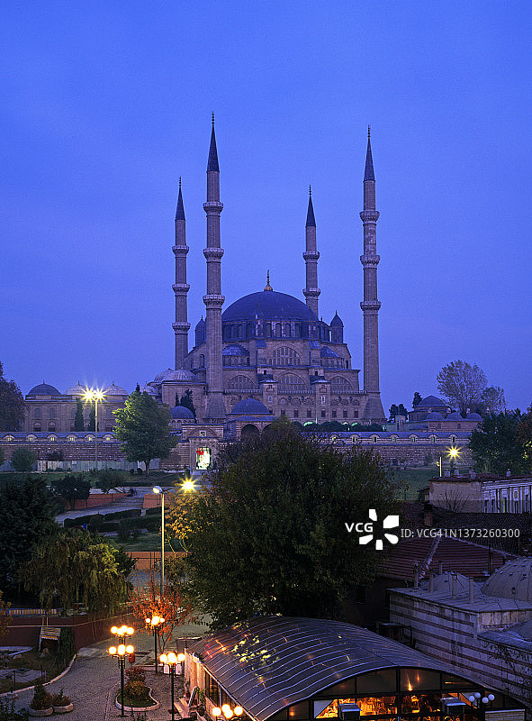 夜晚的塞利米耶清真寺图片素材
