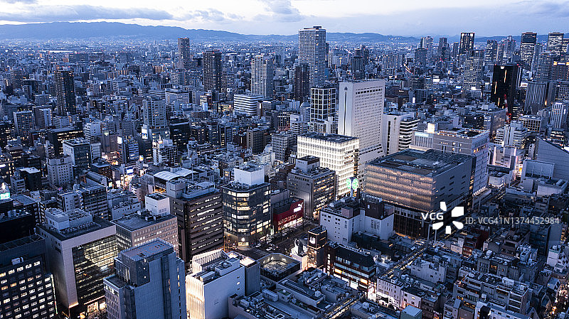 大阪城市夜景无人机视角（已获得日本国土交通省许可）图片素材