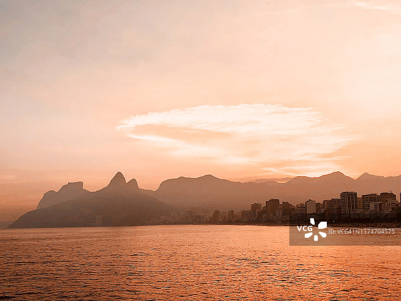 阿普多海滩的午后，里约热内卢图片素材