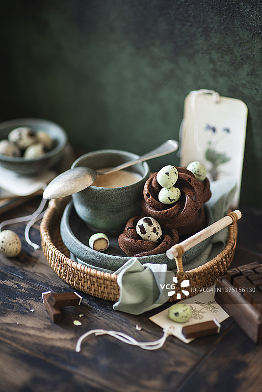 巧克力纸杯蛋糕图片素材