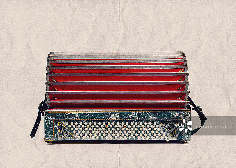 纸背景上的复古手风琴图片素材