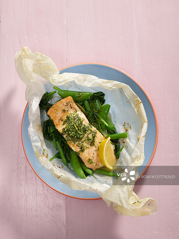 烤三文鱼图片素材