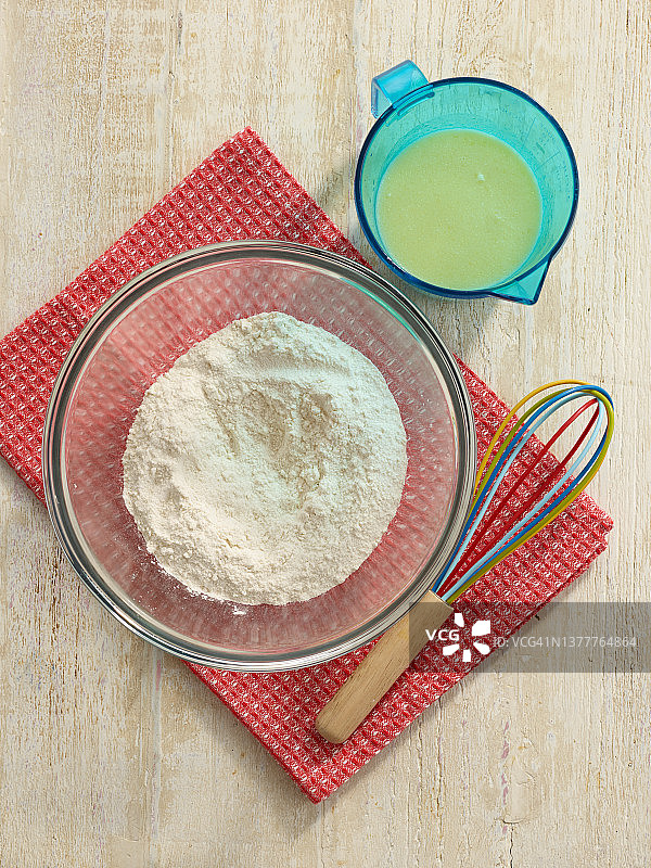 浆果薄煎饼制作步骤图片素材