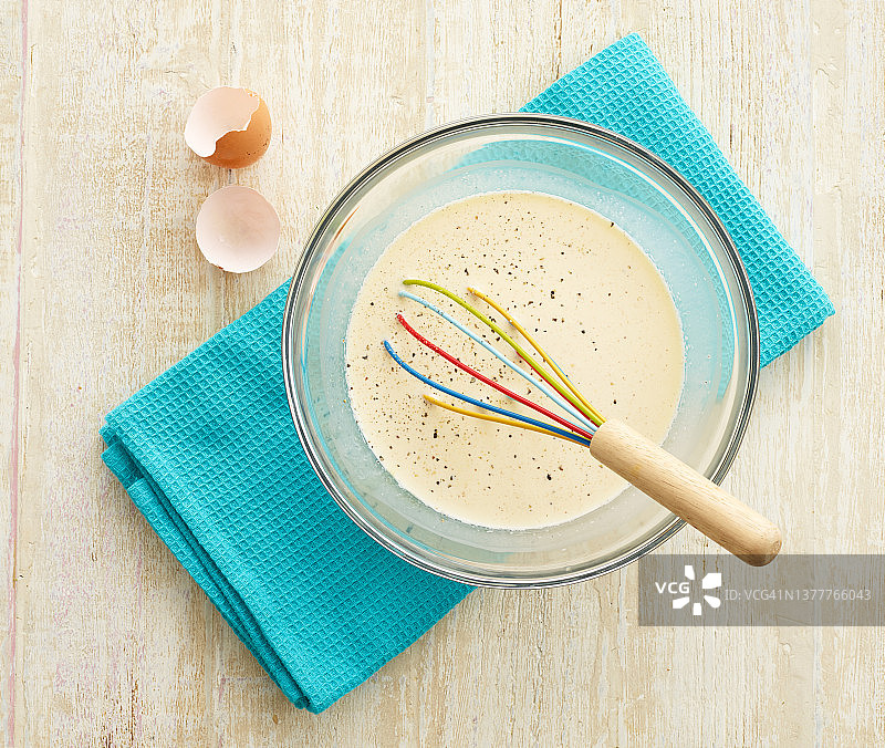 洛林乳蛋饼制作步骤图片素材