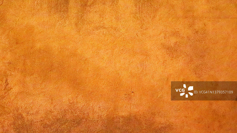 巴黎的黄色和棕色风化墙面图片素材