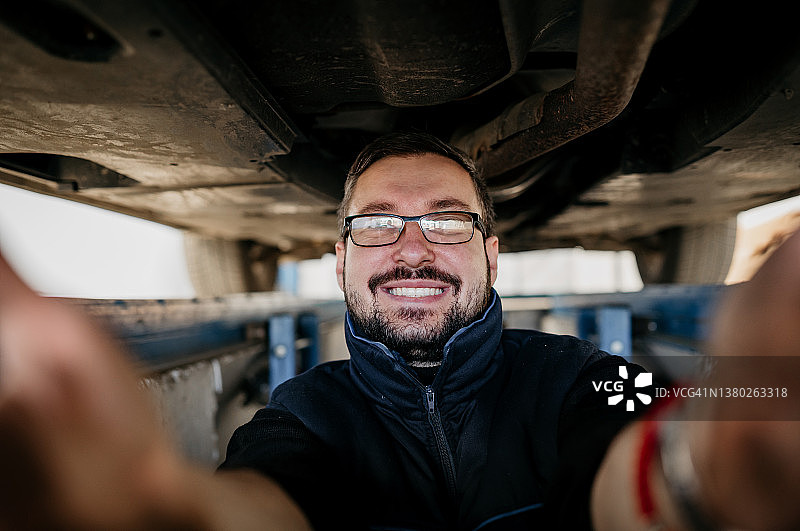 汽车修理工图片素材