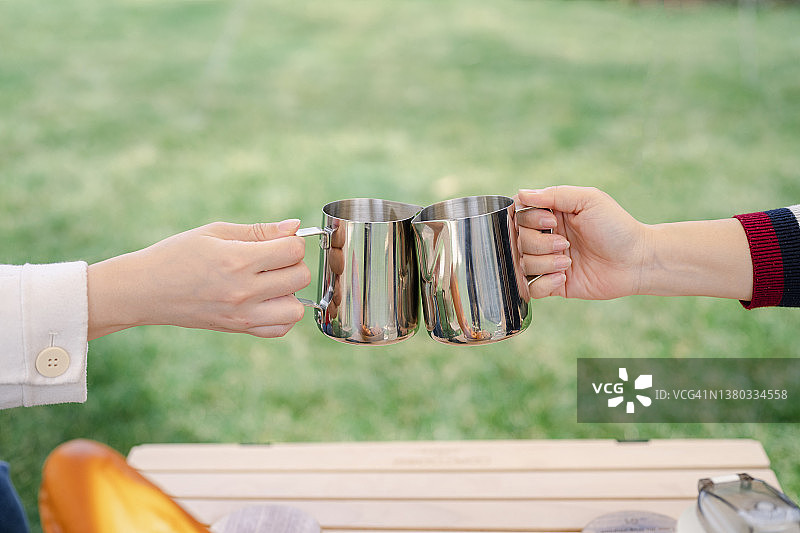 干杯特写图片素材