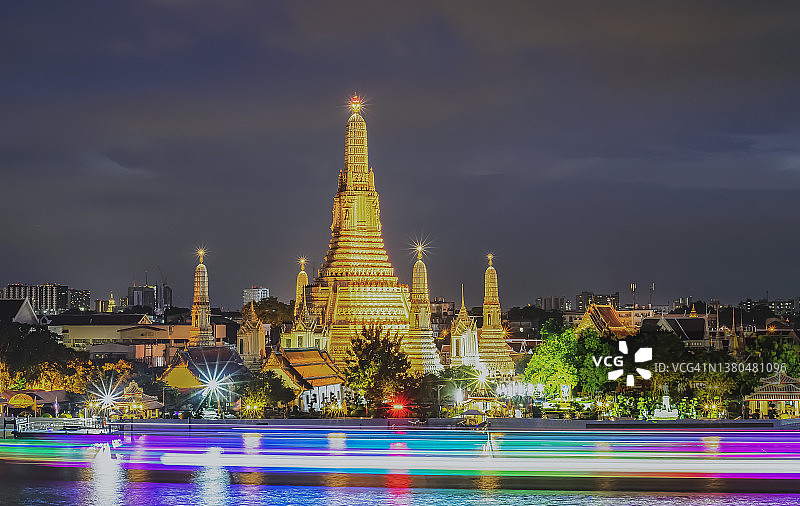 泰国曼谷黎明寺日落景观图片素材