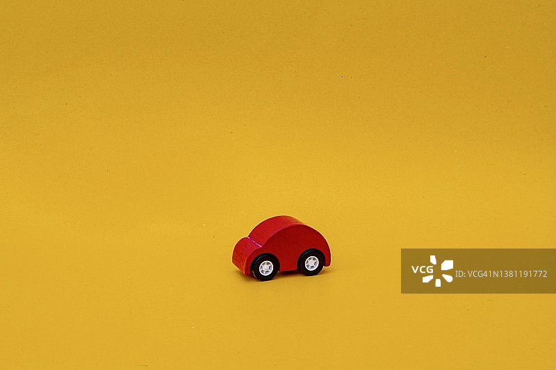 汽车贷款、汽车保险概念及汽车问题图片素材