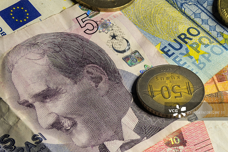 土耳其里拉和欧元纸币硬币图片素材