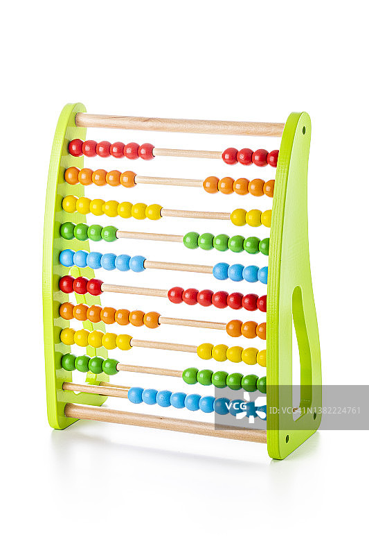 白色背景上的木制算盘图片素材