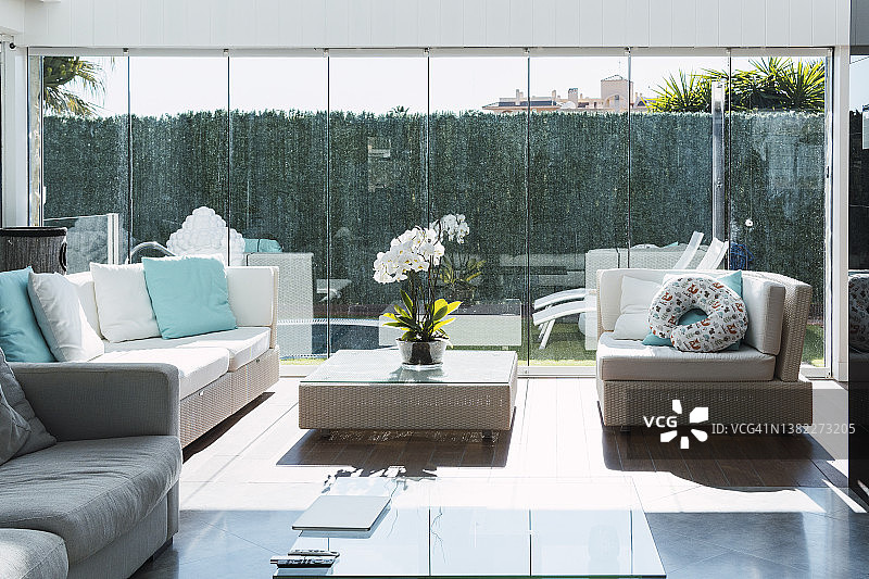 现代客厅内部图片素材