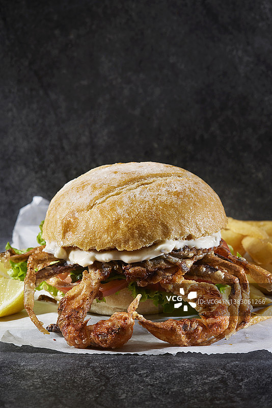 香脆软壳蟹三明治图片素材