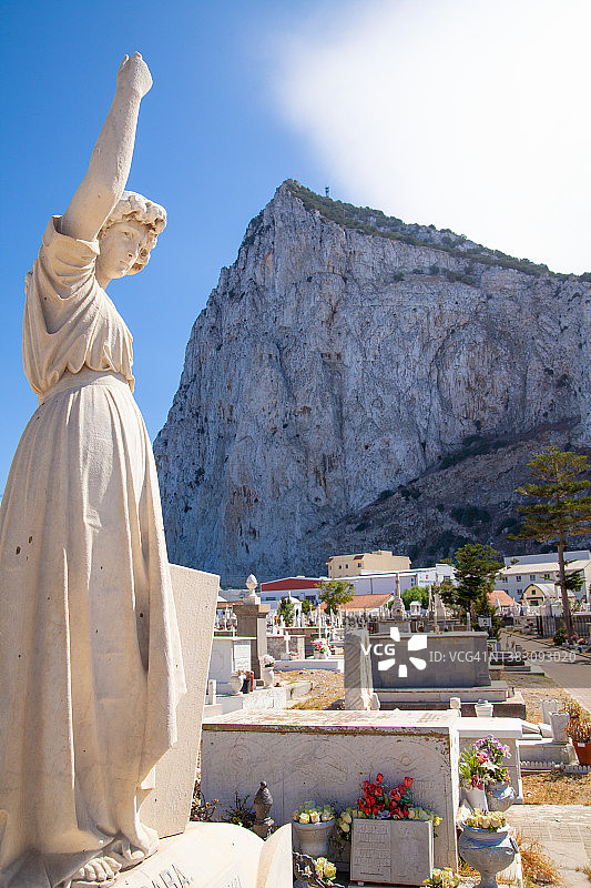 直布罗陀战争公墓女战士石碑图片素材